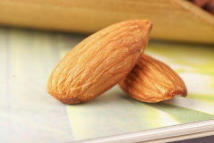 《我的阿勒泰》热潮掀起，新疆旅游“疆果果”成新宠